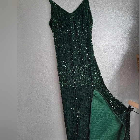 Formal Emerald Green Sequin Gown With Thigh High Slit - Picture 1 of 11